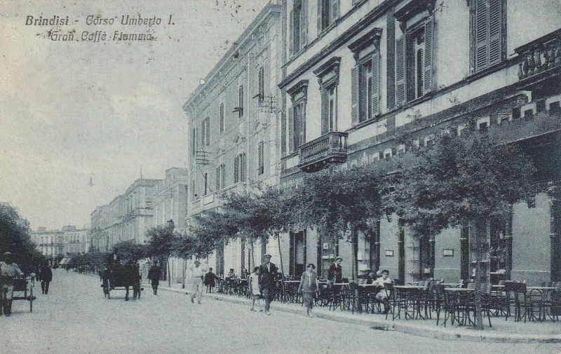 Caffè Fiamma nei pressi di Piazza Cairoli